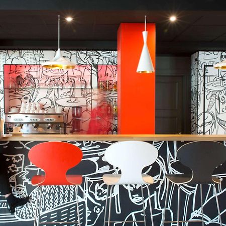 Ibis Poznan Stare Miasto Luaran gambar